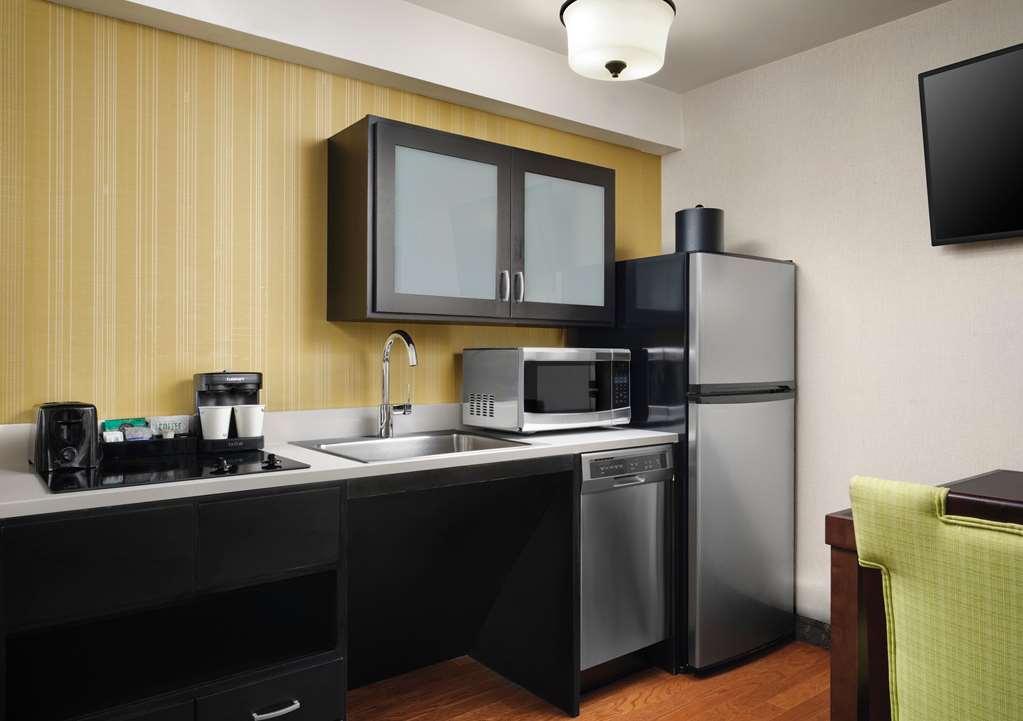 Homewood Suites By Hilton Chicago Downtown - Magnificent Mile Room photo